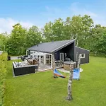 Lovely In With Kitchen