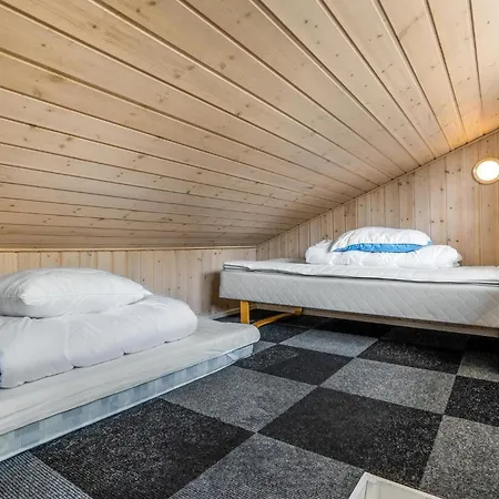 Lovely In With Kitchen