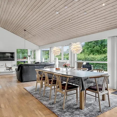 Lovely In With Kitchen Сasa de vacaciones Grenå