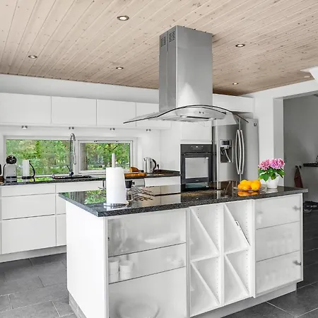 Lovely In With Kitchen Grenaa