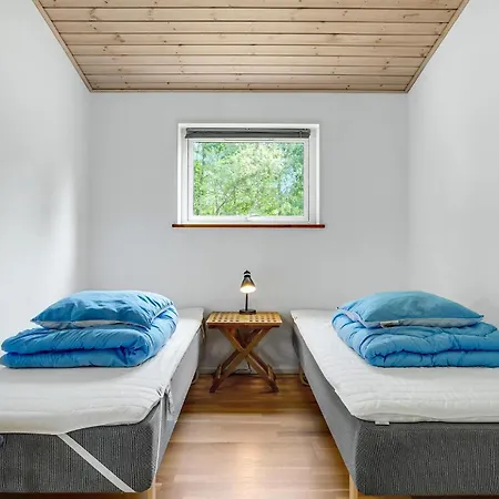 4 Bedroom Lovely Home In Grenaa Prázdninový dům