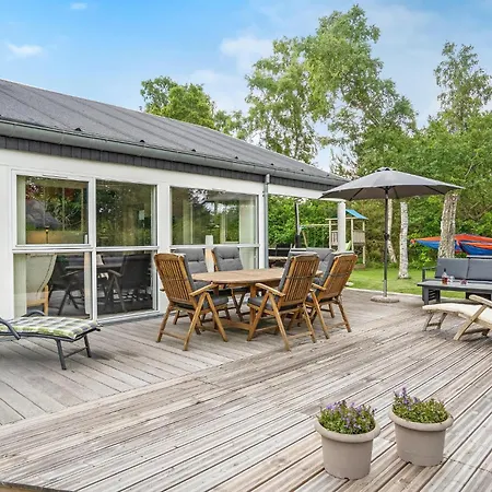 Holiday home Lovely In With Kitchen Grenaa