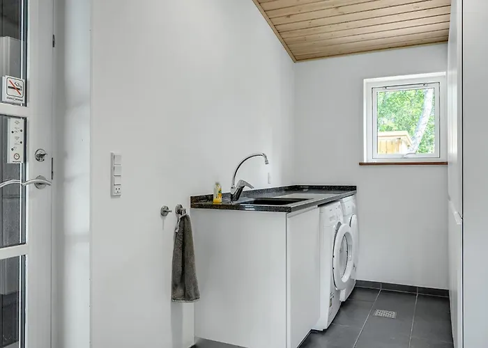 Сasa de vacaciones Lovely In With Kitchen Grenå